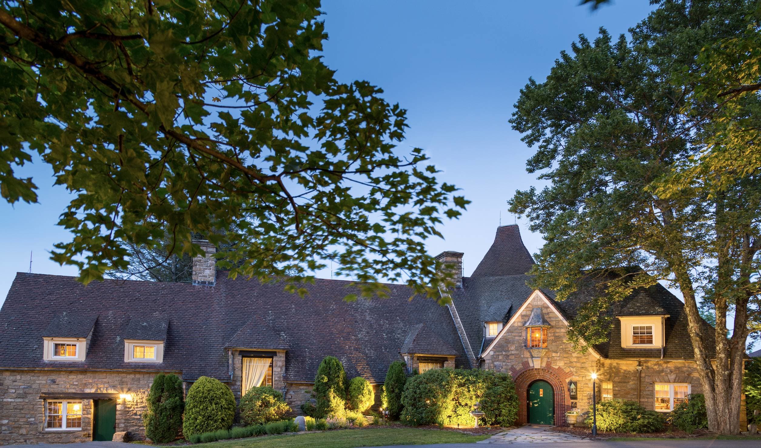 French Manor Inn Facade